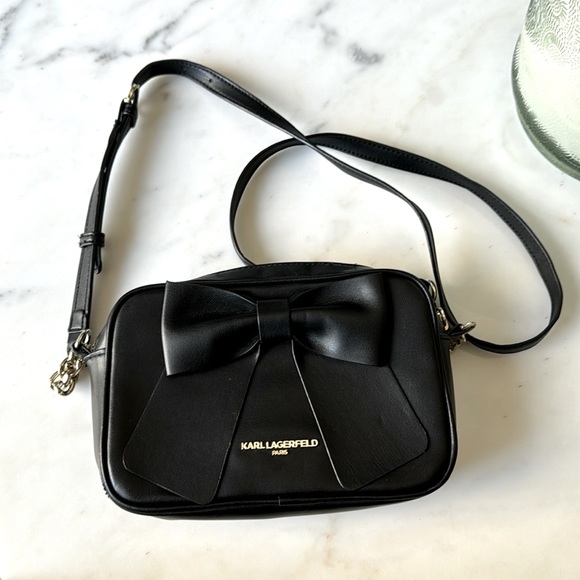 Karl Lagerfeld Handbags - Used Karl Lagerfeld Bow Crossbody Black Bag